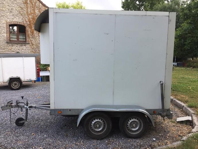 Remorque frigorifique 4 double essieu à louer près de Tournai